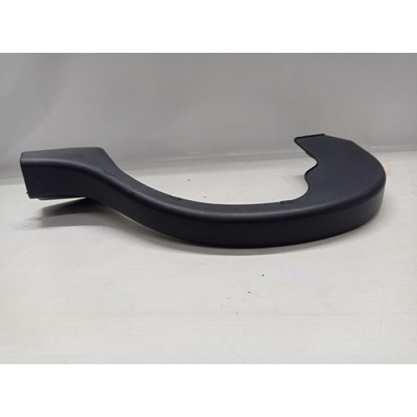 Acabamento Dobradiça Esquerda C180 1.8 Turbo 2012