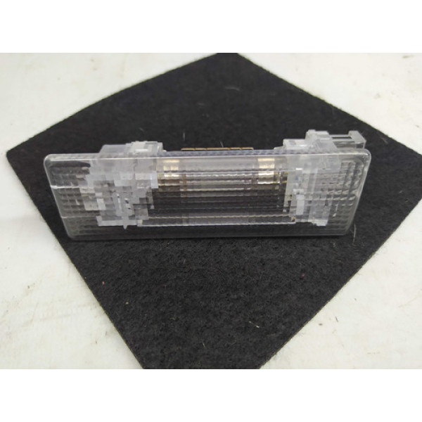 Lanterna Iluminação Interna Portamalas Jetta 2015 