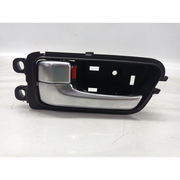 Maçaneta Interna Traseira Esquerda Cadenza 2012