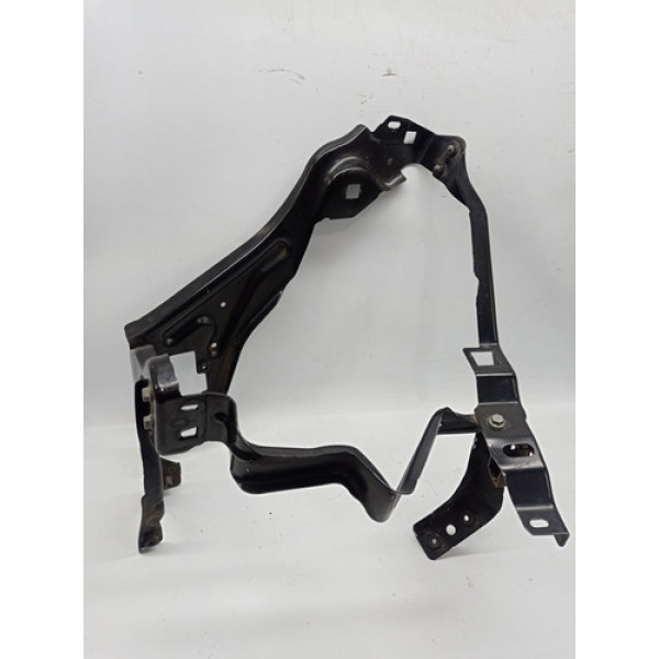 Suporte Alojamento Farol Mercedes C180 Cgi 2011