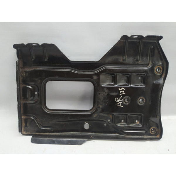 Suporte Base Bateria Mercedes C250 Cgi 2013 1.8 Aut