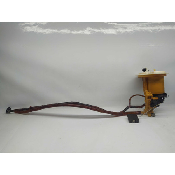 Filtro Bomba De Combustível Mercedes C180 Cgi 1.8 2011