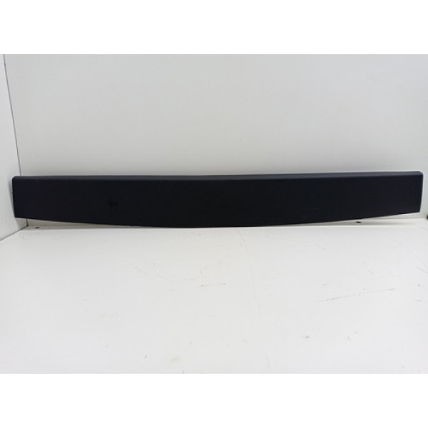 Aplique Moldura Superior Da Tampa Traseira Bmw 118i 2012