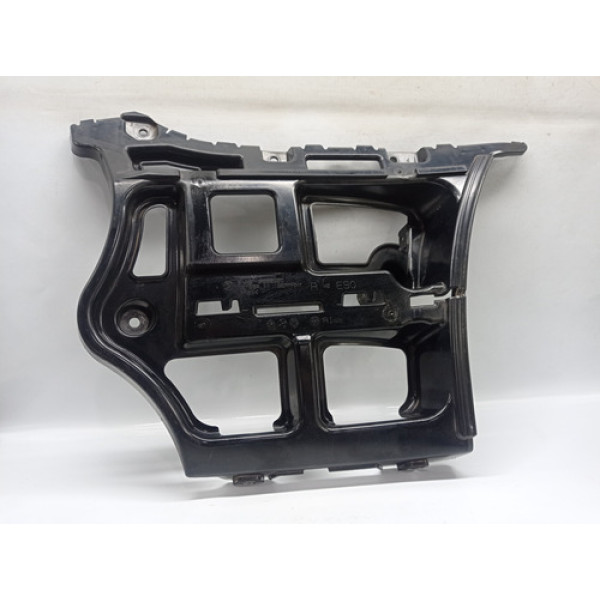 Suporte Direito Parachoque Traseiro Bmw 320i 2006 2.0 Aut