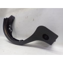 Acabamento Dobradiça Esquerda Tampa Traseira C180 Cgi 2011