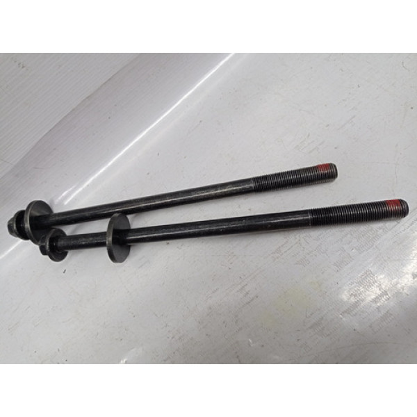 Par De Parafusos Suporte Painel Tabelier Volvo Xc60 2011 