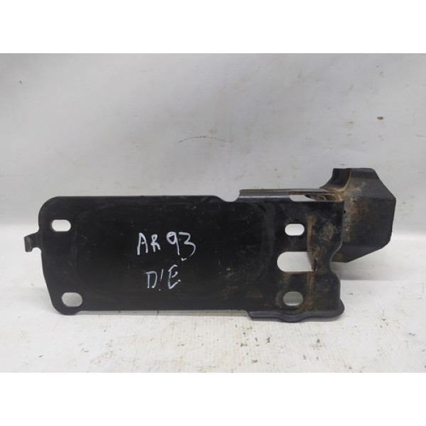 Suporte Esquerdo Radiador Bmw 320i 2006 2.0 Aut