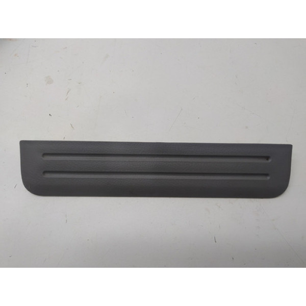 Acabamento Soleira Traseira Direita Sorento 2009