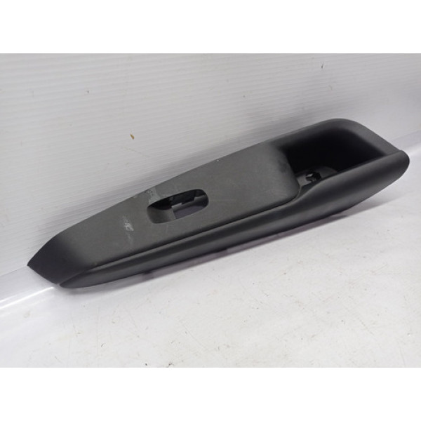 Moldura Botão Vidro Elétrico Dianteiro Direito Kicks 2022