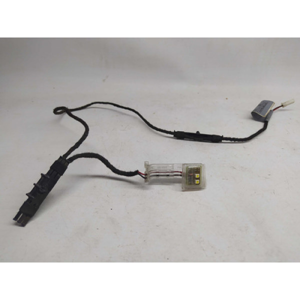 Led Forro De Porta Dianteira Direita Bmw 320i 2006 