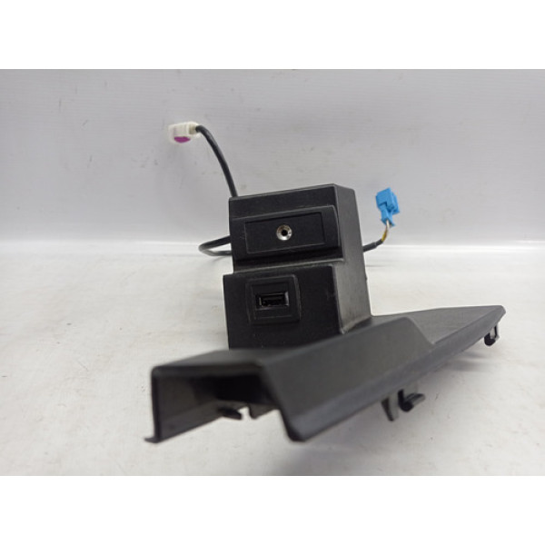 Moldura Entrada Usb/aux Mercedes Benz C180 1.6 2013 