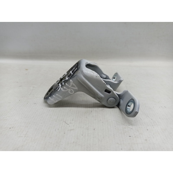 Dobradiça Inferior Dianteira Direita Nissan Kicks Advance 