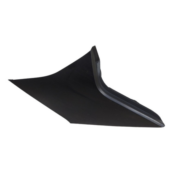 Moldura Coluna Traseira Direita Nissan Kicks 1.6 2022