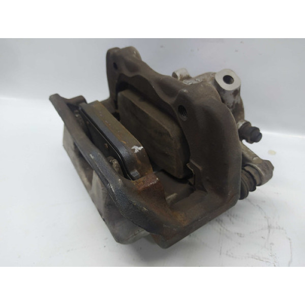 Pinça Dianteira Esquerda Mercedes C200 Cgi 1.8 2013