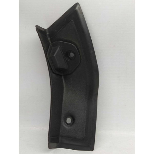 Acabamento Lanterna Traseira Esquerda Mercedes C180 Touring