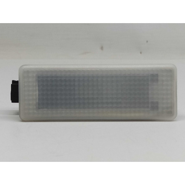 Lanterna Cortesia Iluminação Interna Porta Malas Bmw X3 