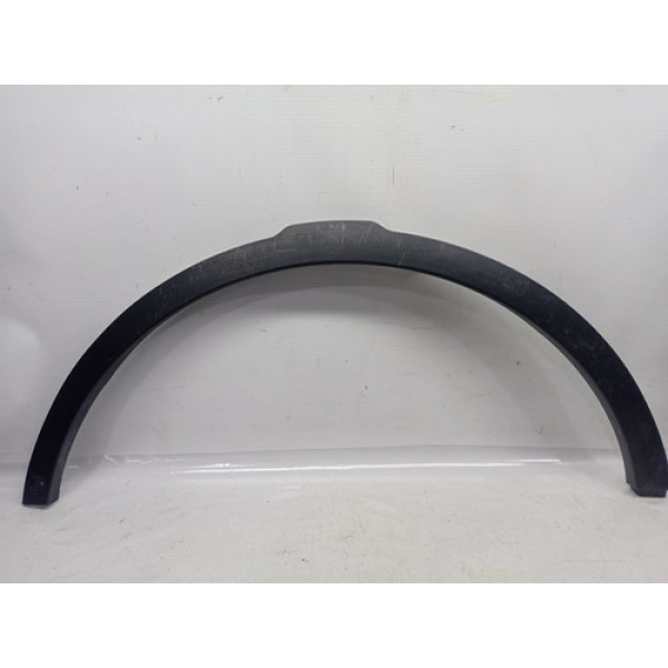 Alargador Paralama Esquerdo Evoque 2013 2.0 (furo De Sensor)