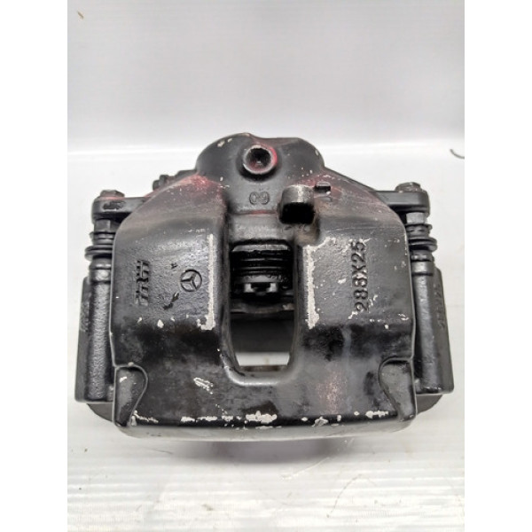 Pinça Dianteira Esquerda Mercedes C180 Cgi 2012