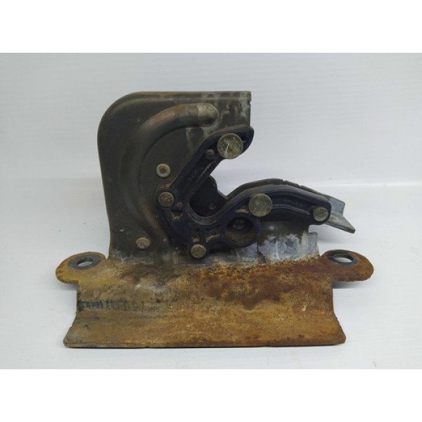 Trava Direita Banco Traseiro Pajero Full 2001 