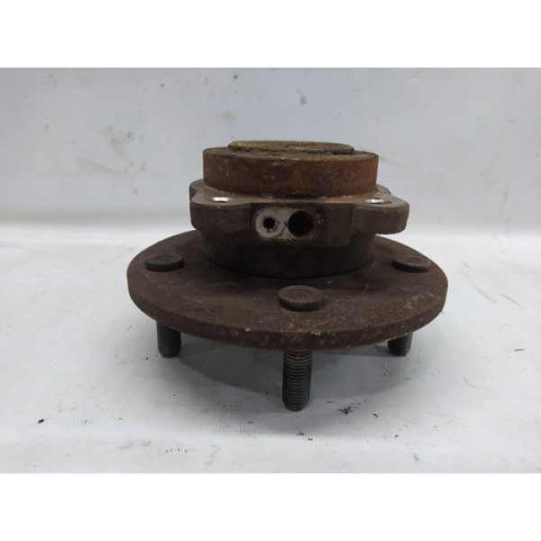 Cubo De Roda Traseiro Direito Dodge Journey Se 2010 2.7 Aut