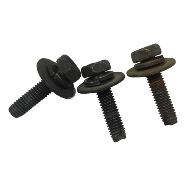 Parafuso Fixa Farol Jac T5 2018