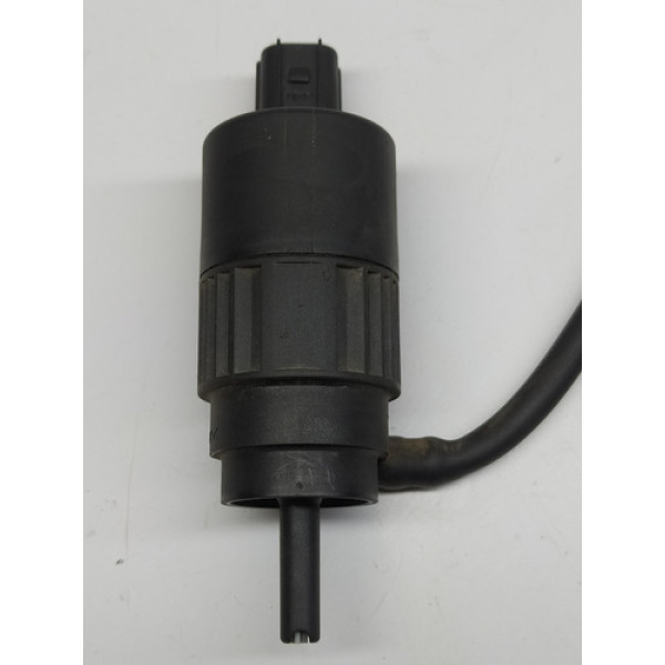 Bomba Esguicho Limpador Parabrisas Gm Captiva Sport 2011