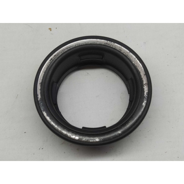 Moldura Acabamento Cilindro De Ignição Mercedes C180 2011