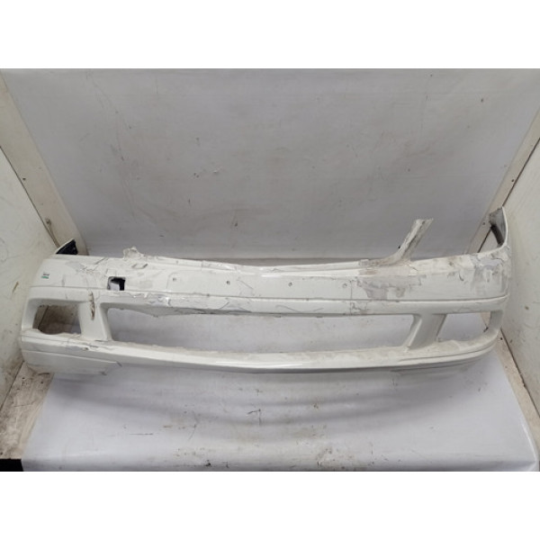 Parachoque Dianteiro Detalhe C180 1.8 Cgi Turbo 