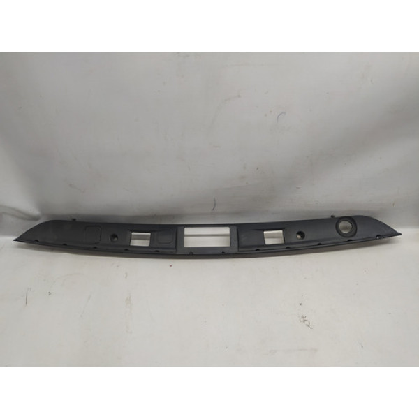 Aplique Friso Tampa Traseira Mercedes C180 Cgi 2011 1.8 Aut