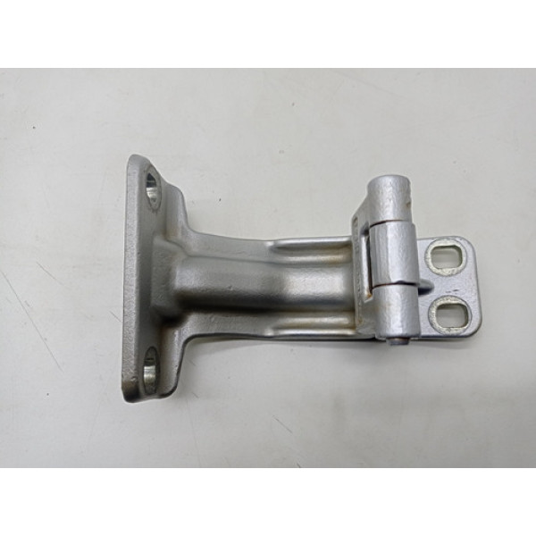 Dobradiça Superior Tampa Traseira Direita Toro 519685720