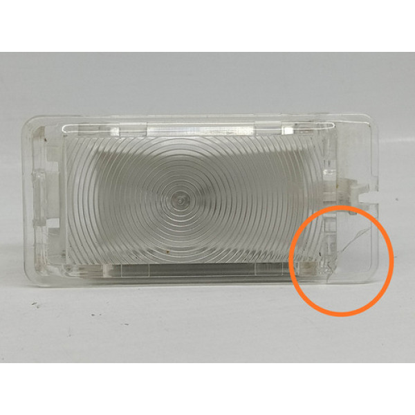 Lanterna Iluminação Interna Porta Malas Nissan Kicks 2017