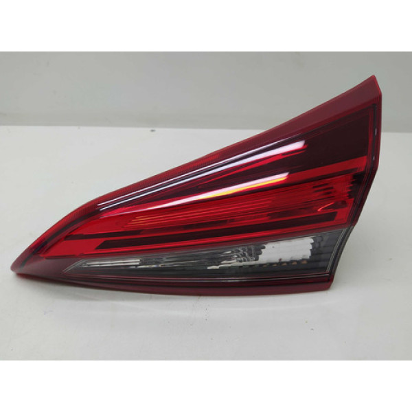 Lanterna Led Direita Tampa Toyota Yaris 2020 Hatch