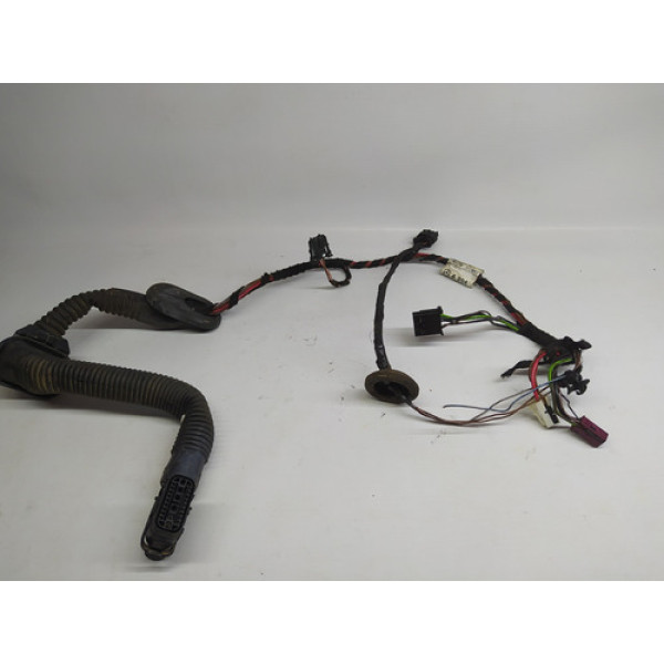 Chicote Porta Traseira Esquerda Mercedes C200 2008 Detalhe