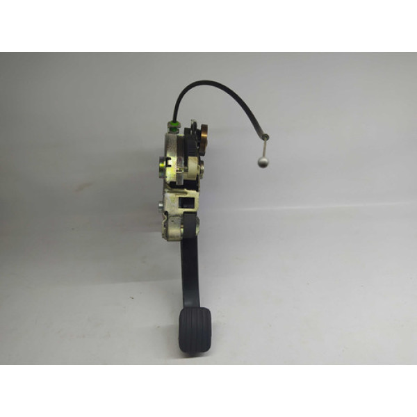 Pedal Parada Mercedes C200 Kompressor 2008