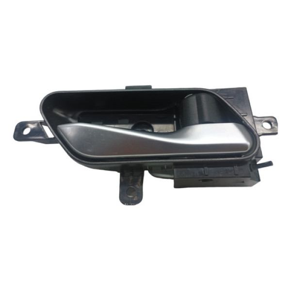 Maçaneta Interna Traseira Direita Nissan Sentra 2023 2.0 Aut