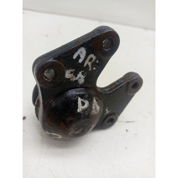 Pivo Bendeja Inferior Dianteiro Direito Kia Sportage 2003