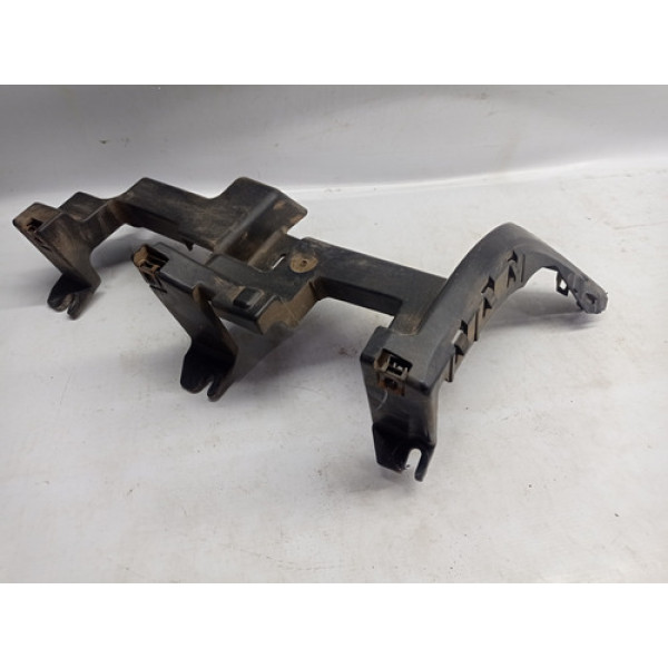 Guia Parachoque Traseiro Esquerdo Fiat Toro 2020 2.4 