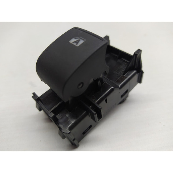 Botão Vidro Elétrico Traseiro Toyota Yaris 2020