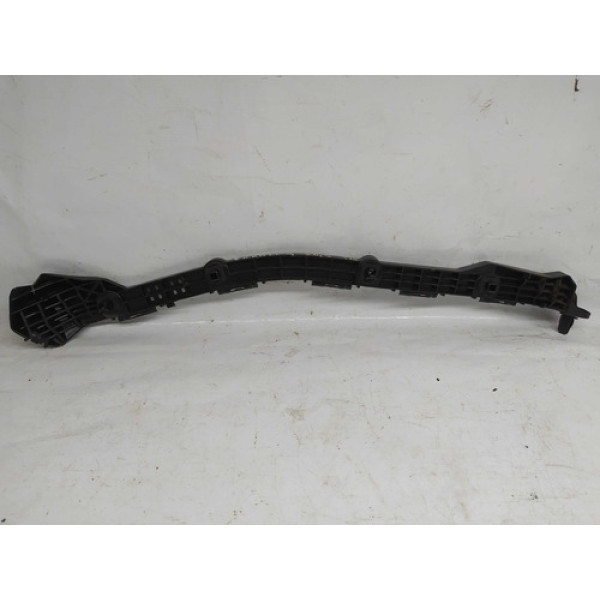 Guia Parachoque Traseiro Direito Corolla 2015