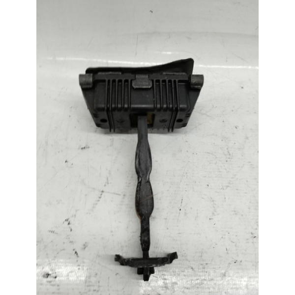 Limitador De Porta Dianteira Direita Freelander 2 3.2 2009